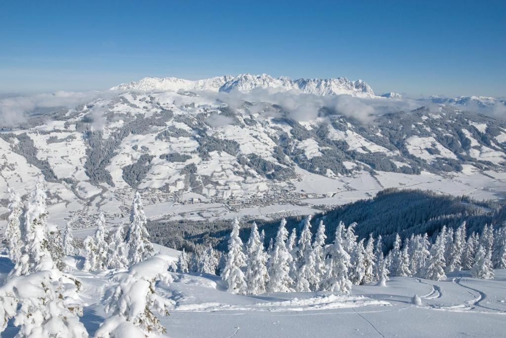 Hotel Kraftquelle Schlossblick Angerberg  Dış mekan fotoğraf